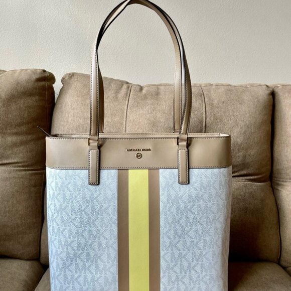 MICHAEL KORS LARGE TOTE BAG VANILLA COLOR , ACORN AND MARIGOLD LINE - Picture 8 of 11